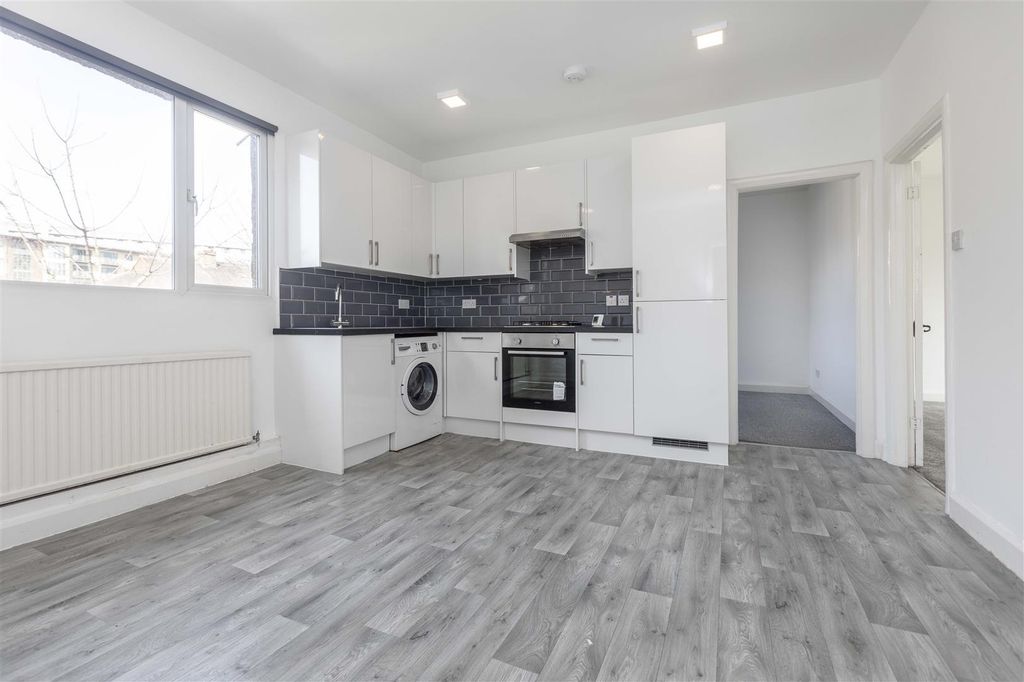Property photo 3 of 8 _Y3A6485-Edit.Jpg