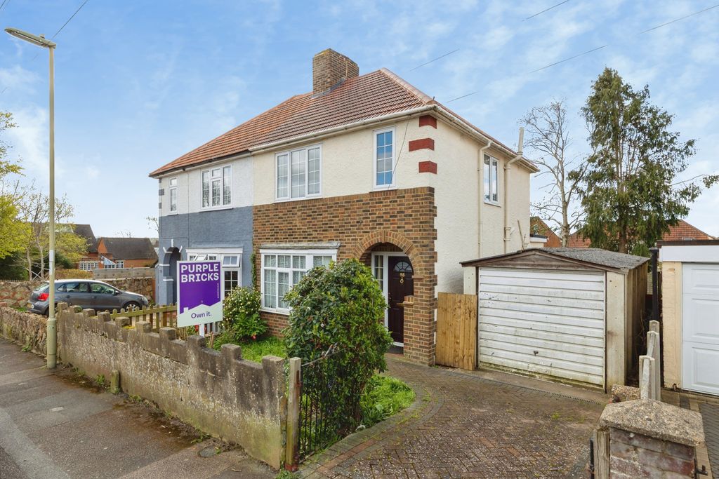 Property photo 3 of 16