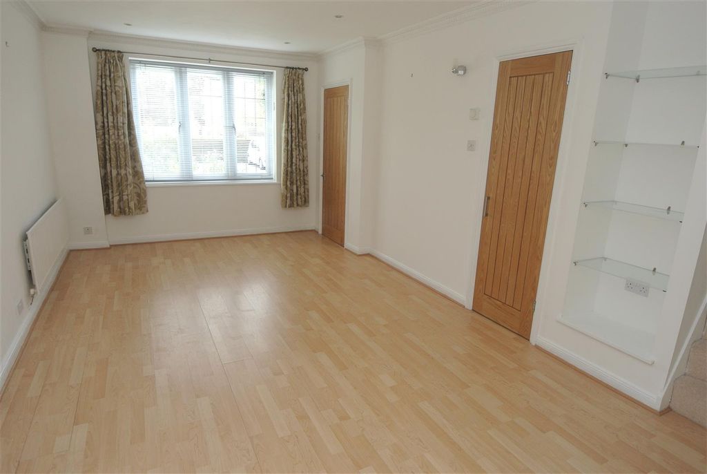Property photo 3 of 10 Living Room.Jpg