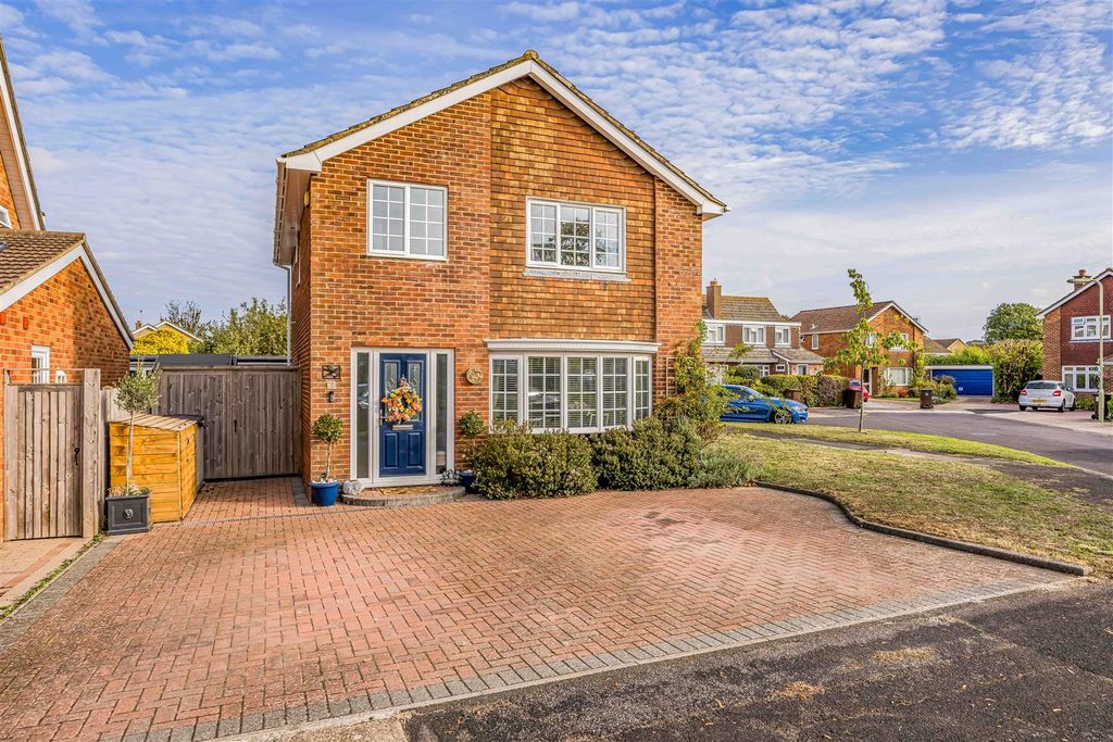 Property photo 1 of 19 3 Lind Road, Alverstoke-Small-Porticomarketing-Nex