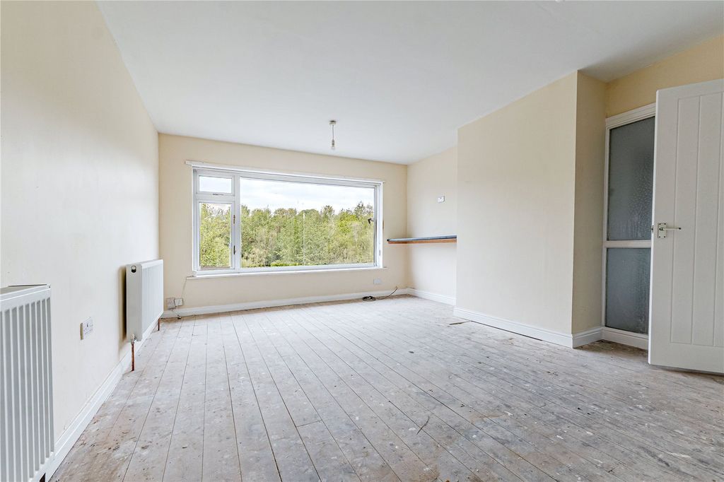 Property photo 2 of 10 Picture No. 01