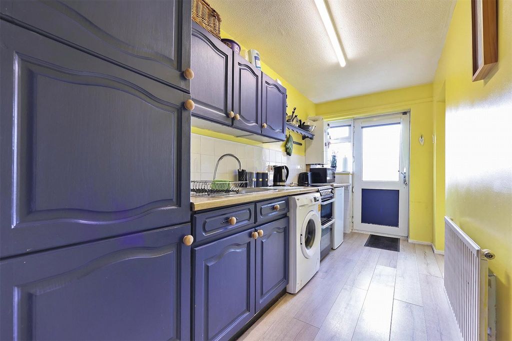 Property photo 2 of 8 Picture No. 03