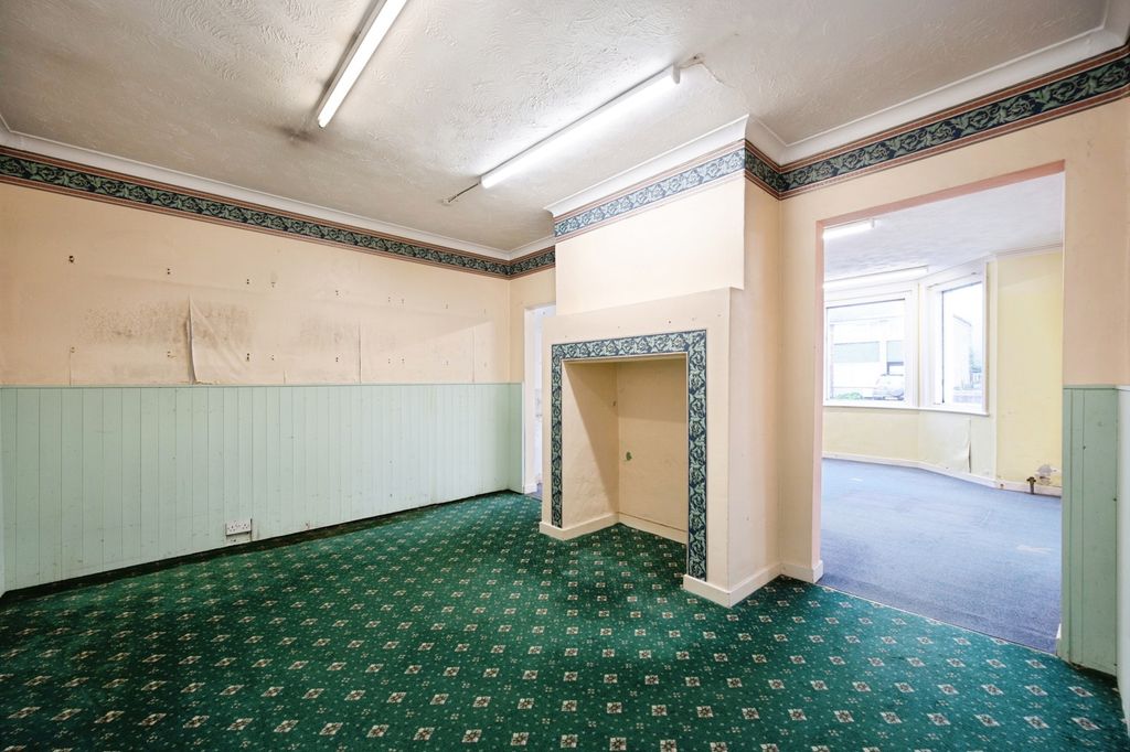 Property photo 2 of 20 Pbox-Img.Jpg