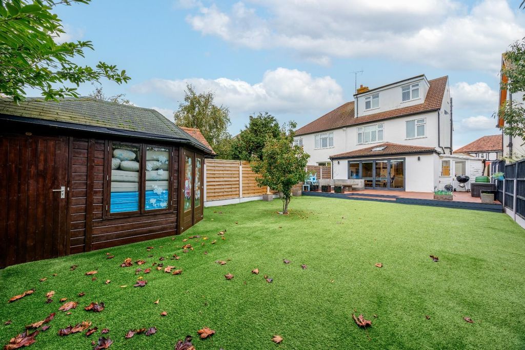 Property photo 2 of 27 Rear