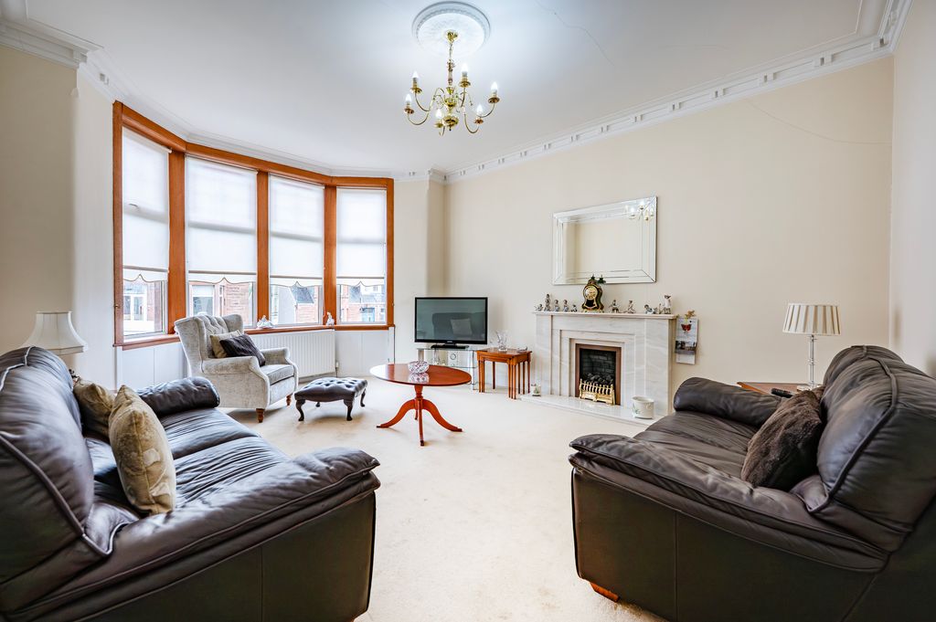Property photo 3 of 47