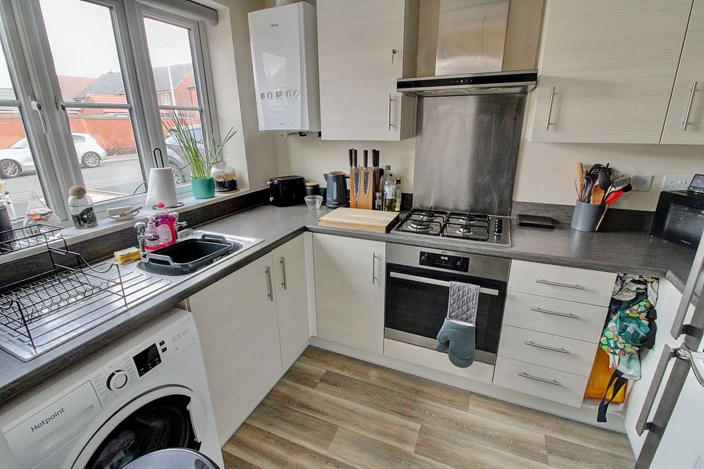 Property photo 3 of 17 3