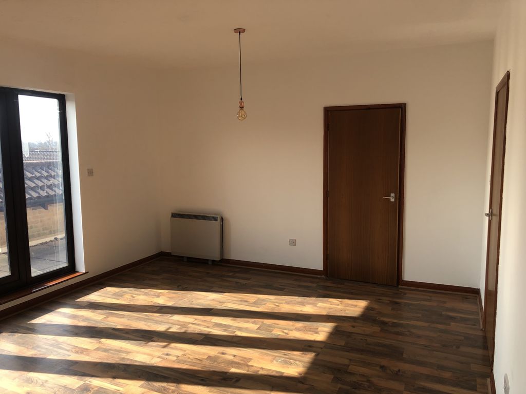 Property photo 3 of 19 Gallery