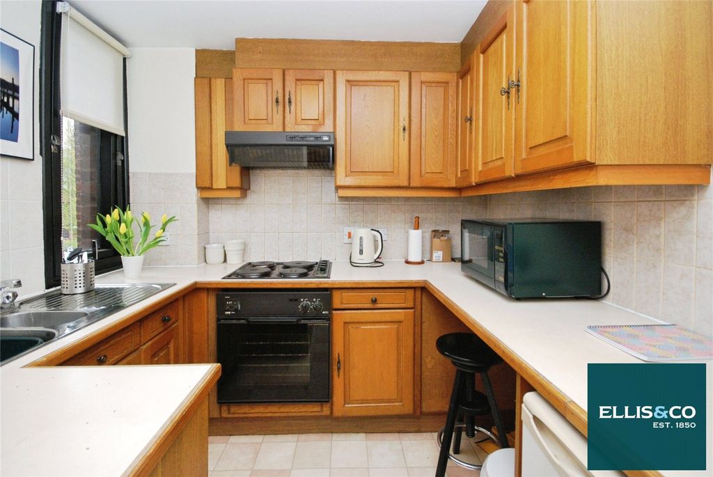 Property photo 2 of 11 Picture No. 05