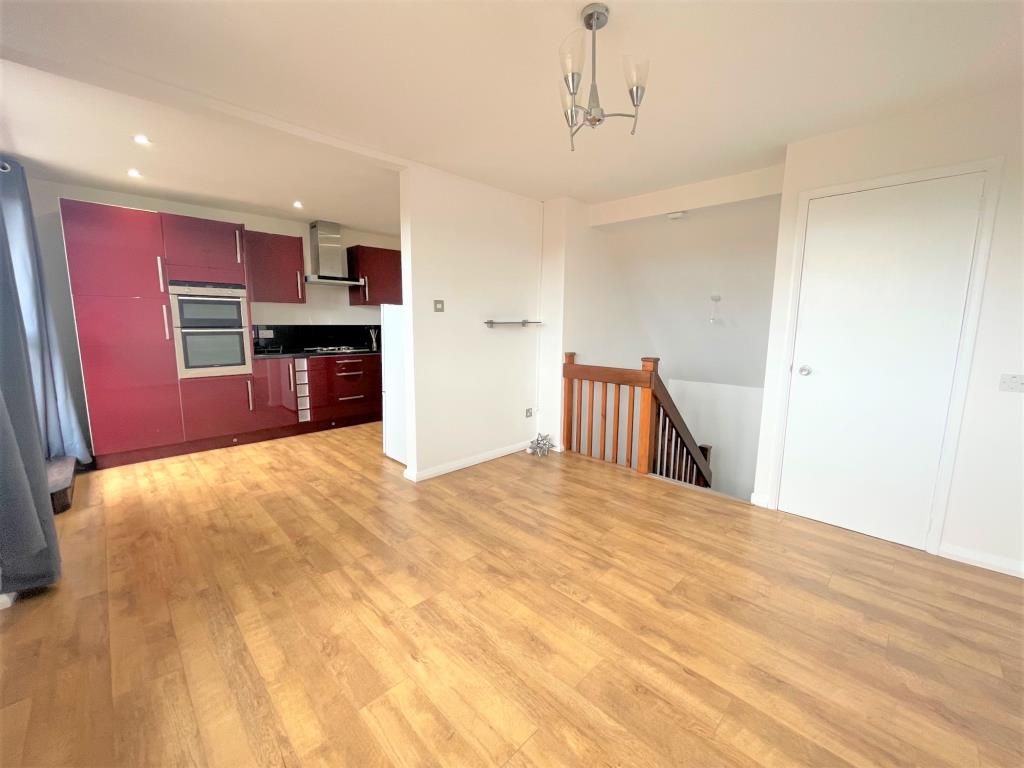 Property photo 1 of 8 Living Room
