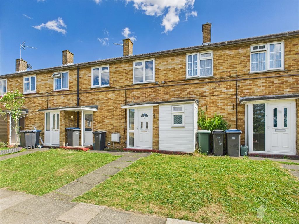 Property photo 1 of 11