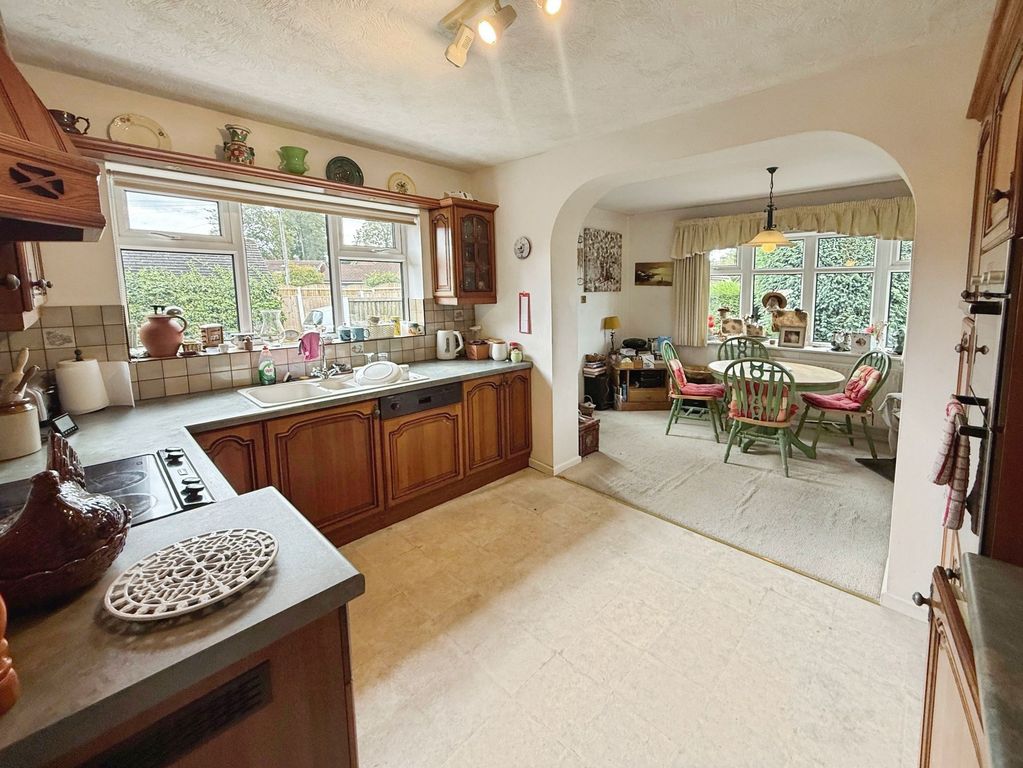 Property photo 2 of 20 Kitchen Diner