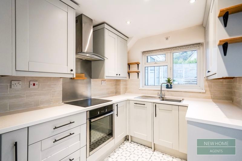 Property photo 3 of 19 Photo 12