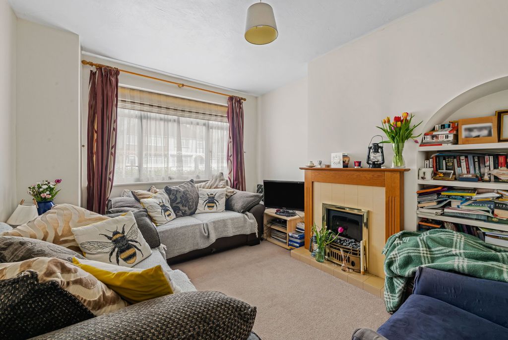 Property photo 2 of 15