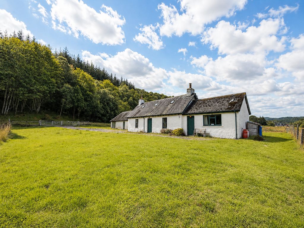 Property photo 2 of 32