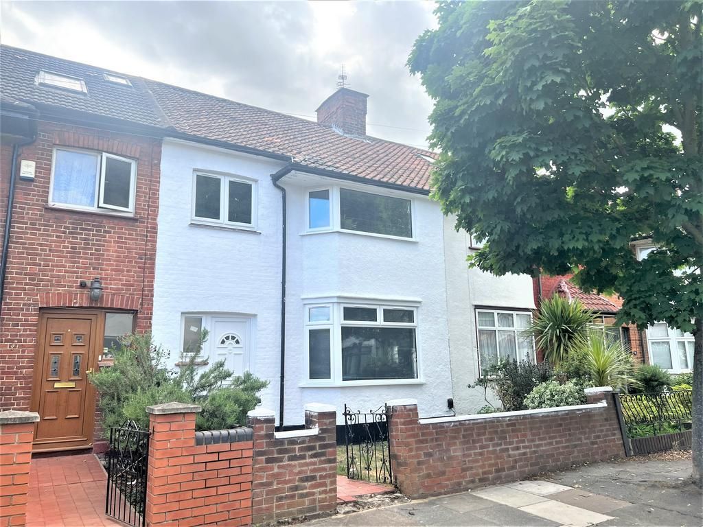 Property photo 1 of 8