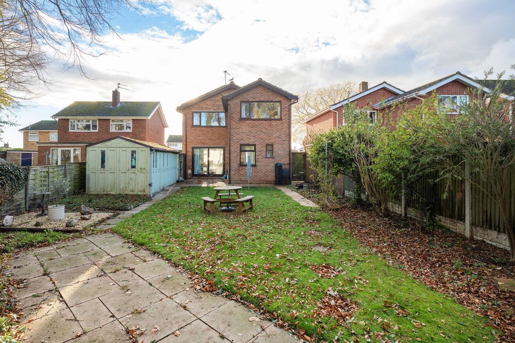Property photo 2 of 18