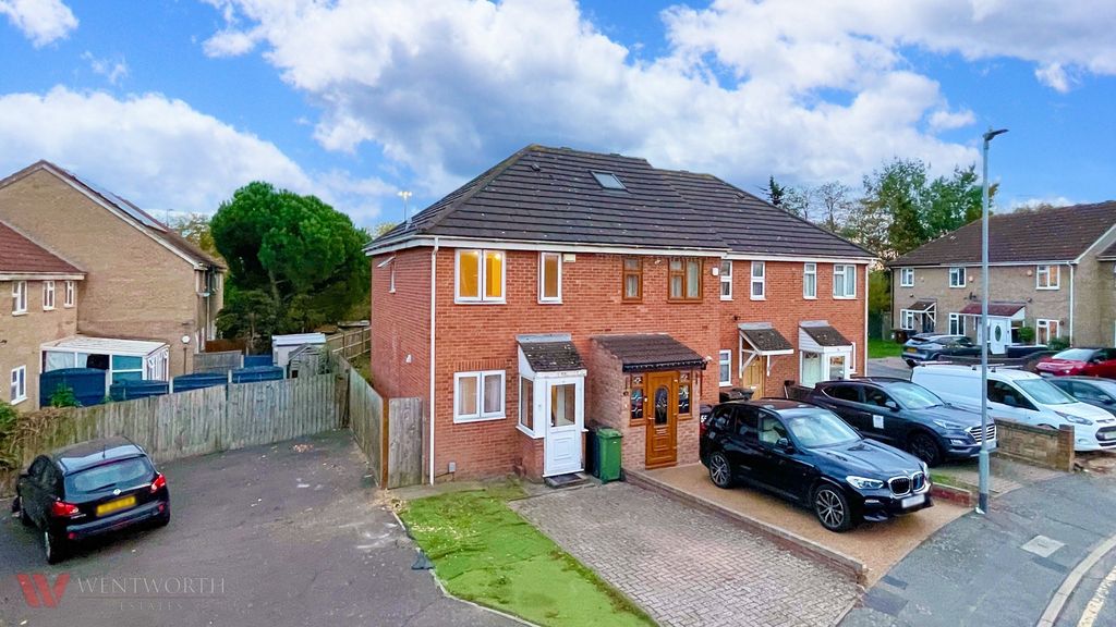 Property photo 3 of 21 Photo 2