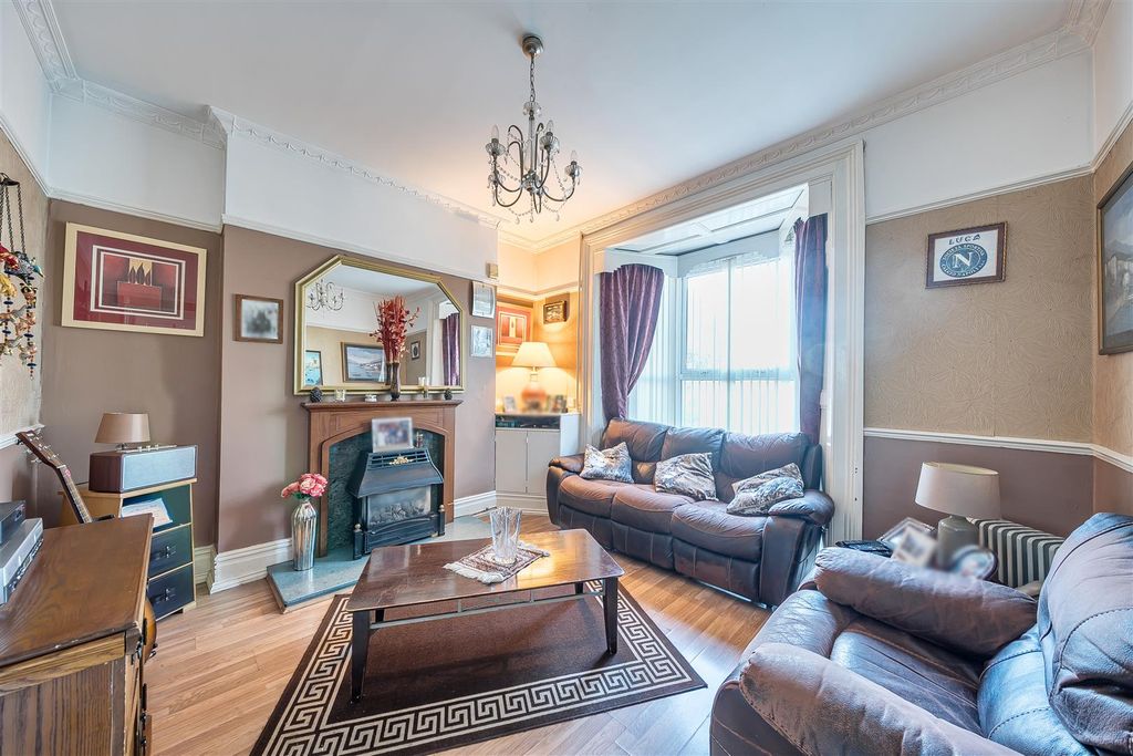 Property photo 2 of 26 1346543-20-68d574A638A1E.Jpg