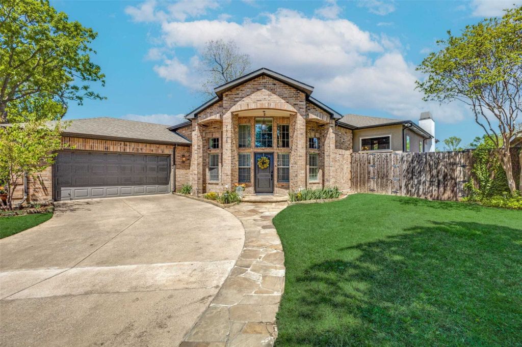 Property photo 1 of 31