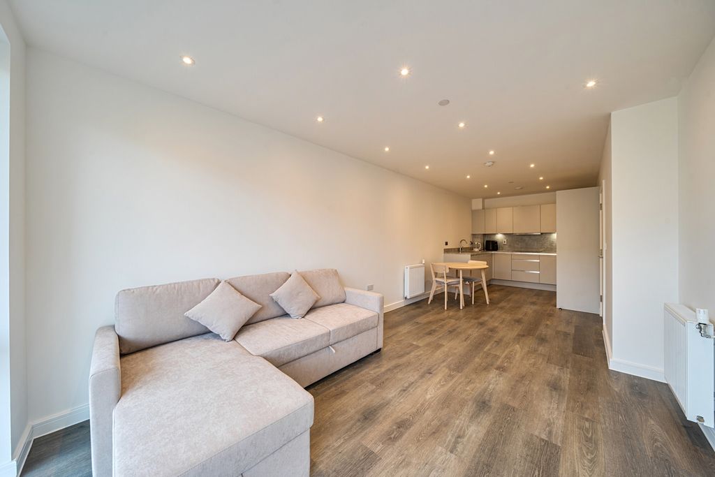 Property photo 2 of 20 1432389-13-69Bd1c...