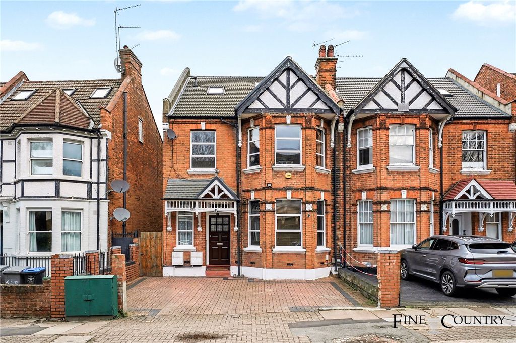 Property photo 2 of 28 Picture No. 38