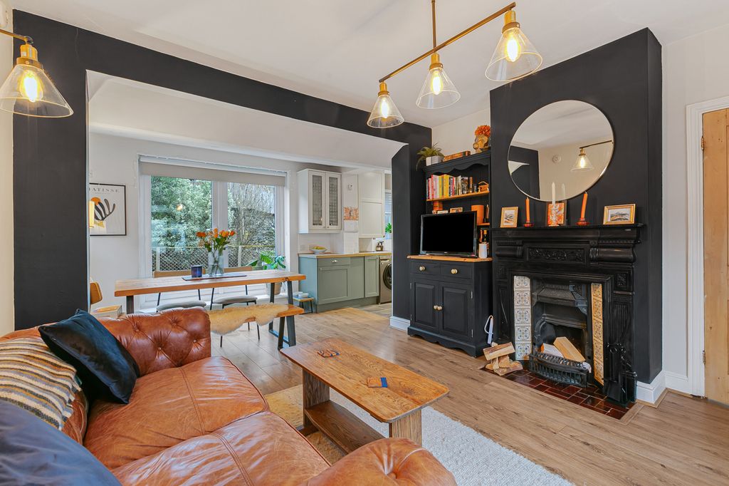 Property photo 1 of 29