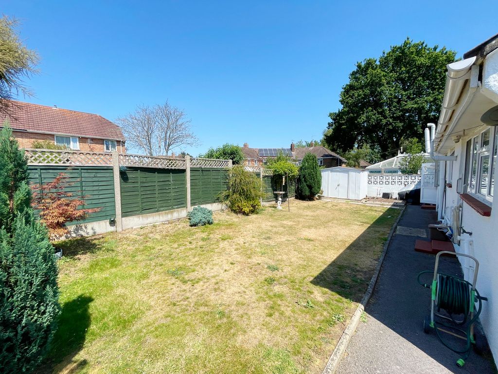 Property photo 2 of 13