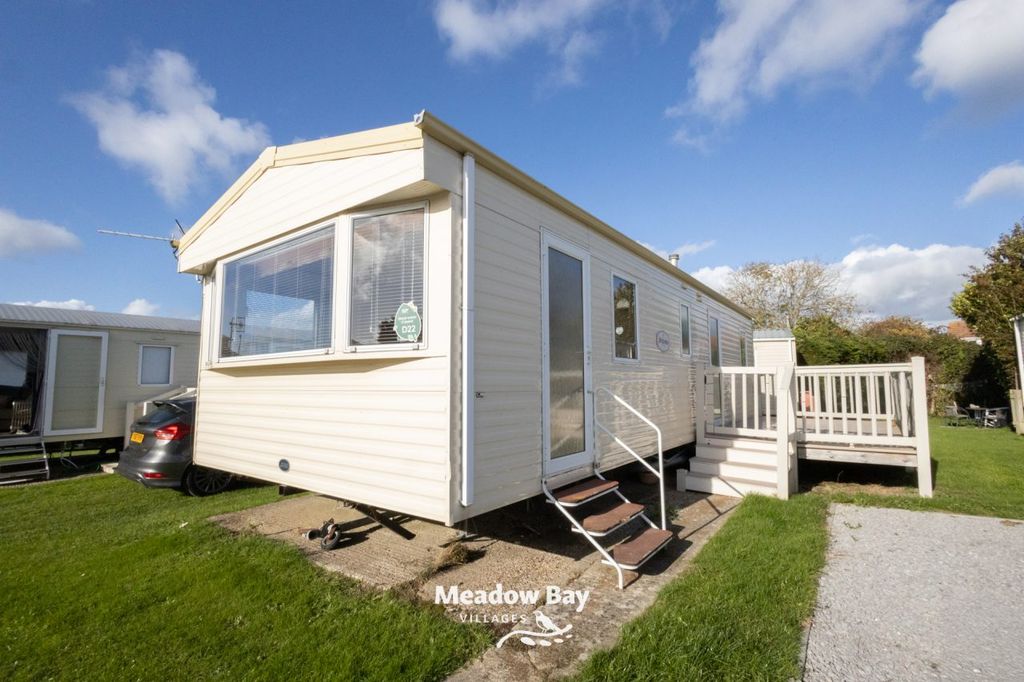 Property photo 1 of 11 D22 2010 Abi Arizona 32x12 39.Jpg