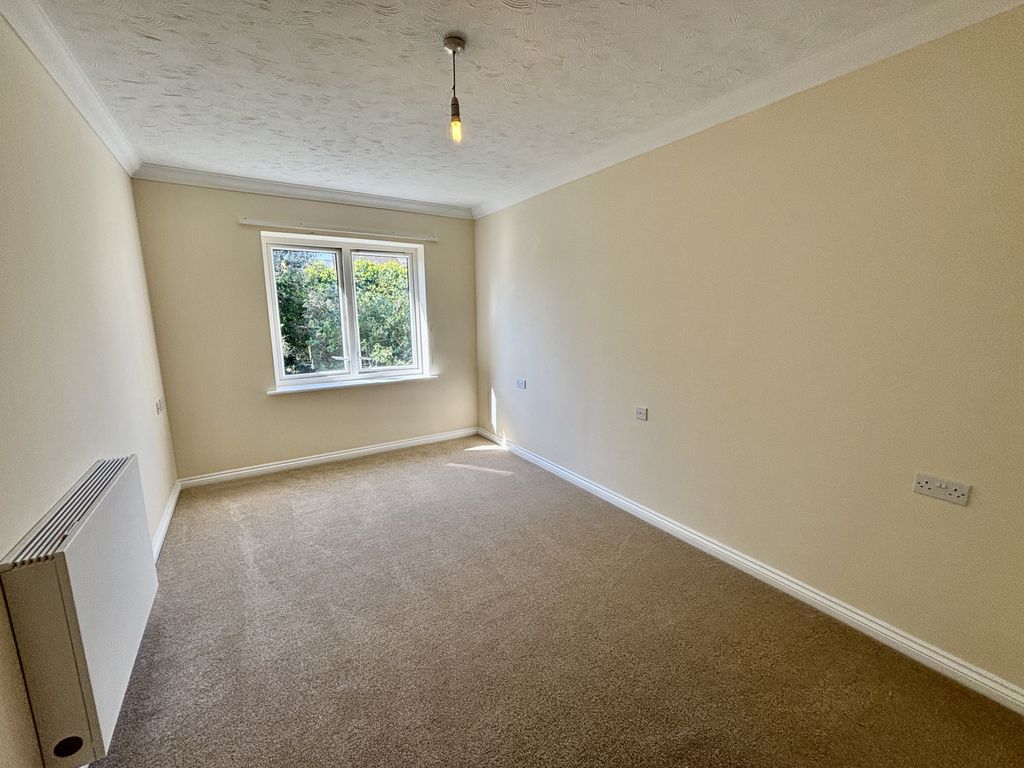 Additional image 6 of 1 bed flat for saleNew Town Lane, Penzance TR18