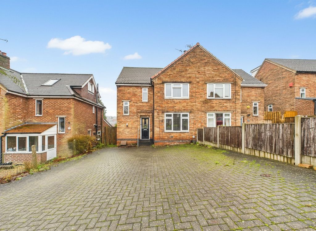 Property photo 1 of 11 Front