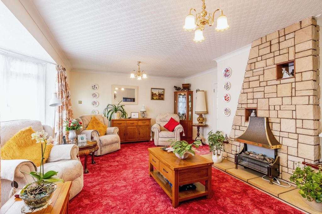 Property photo 2 of 17 Photography