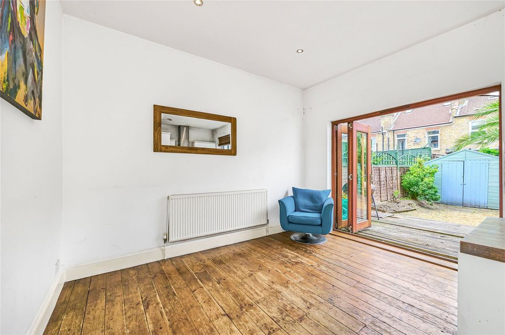 Property photo 3 of 15 Picture No. 08