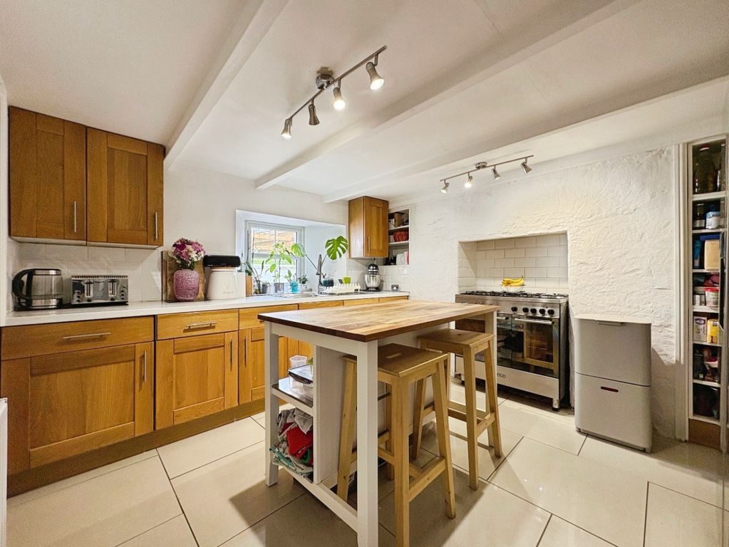 Property photo 3 of 19 5151205