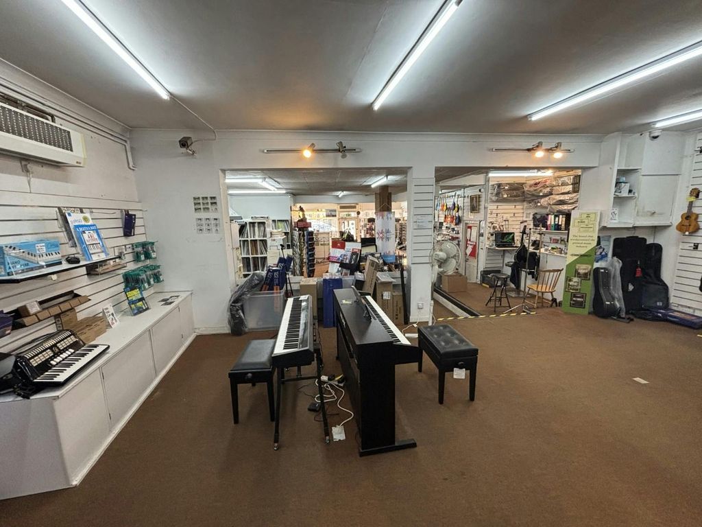 Property photo 3 of 10 Img_3520 Large.Jpg