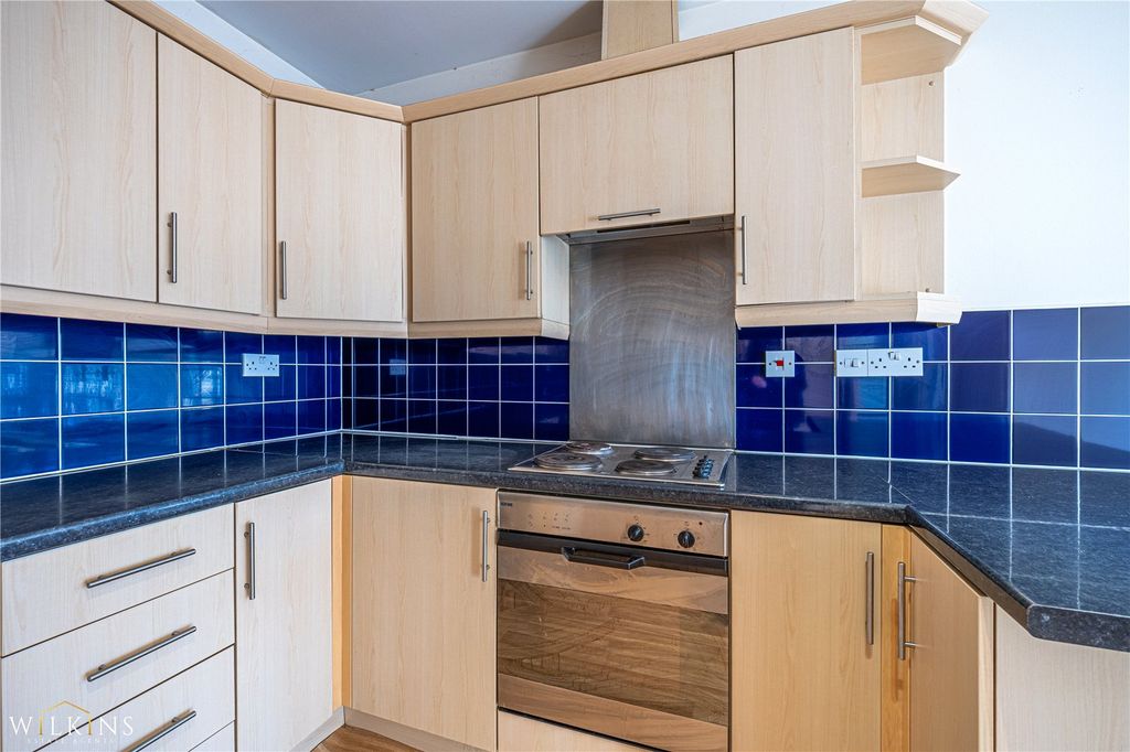 Property photo 3 of 25 Picture No. 02