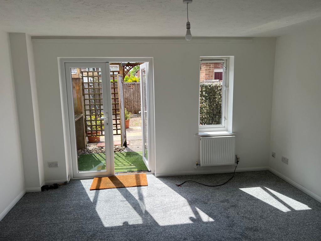 Property photo 2 of 19 Img_0241