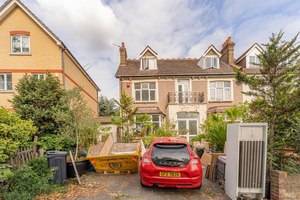 Property photo 1 of 29