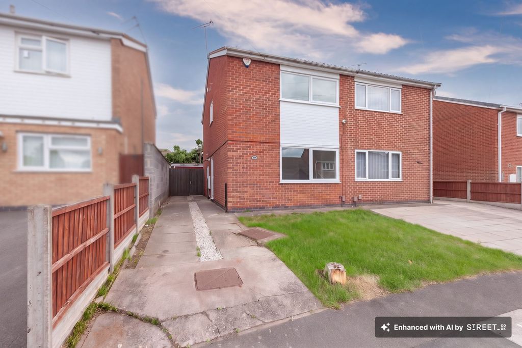 Property photo 1 of 28