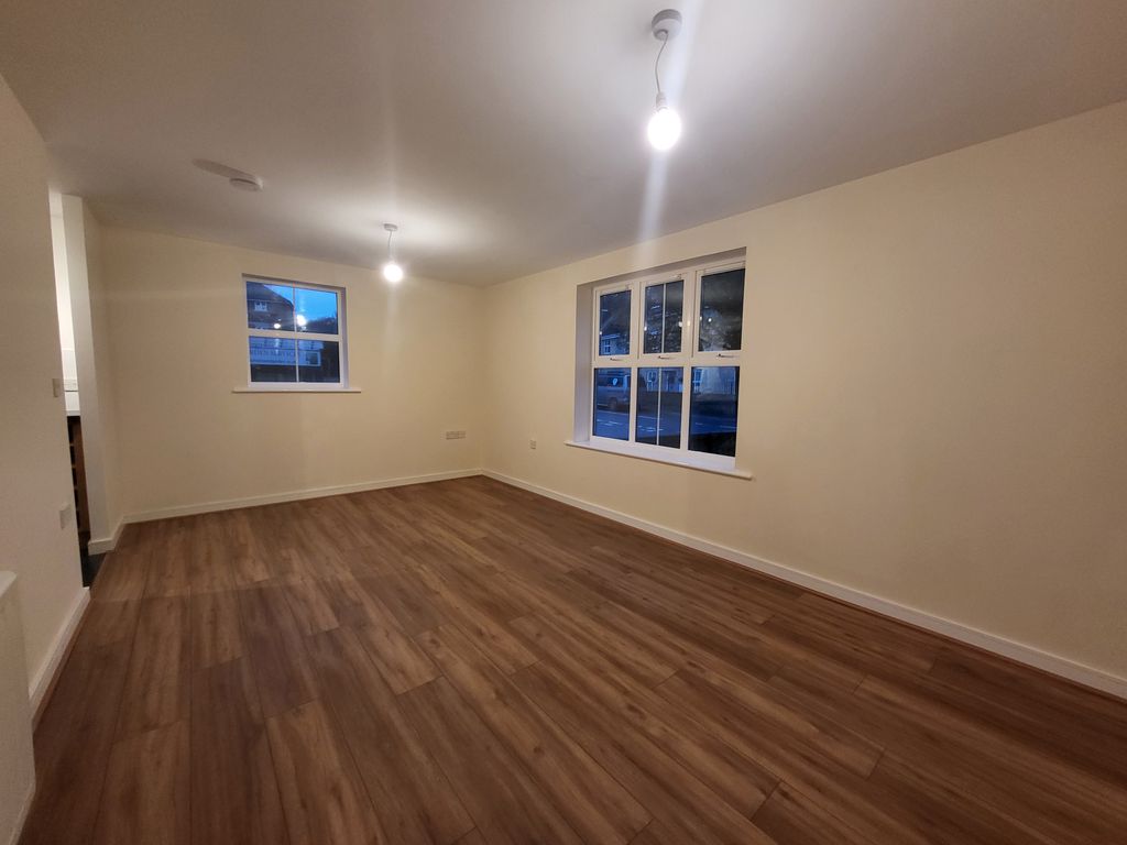 Property photo 2 of 6 Living Room