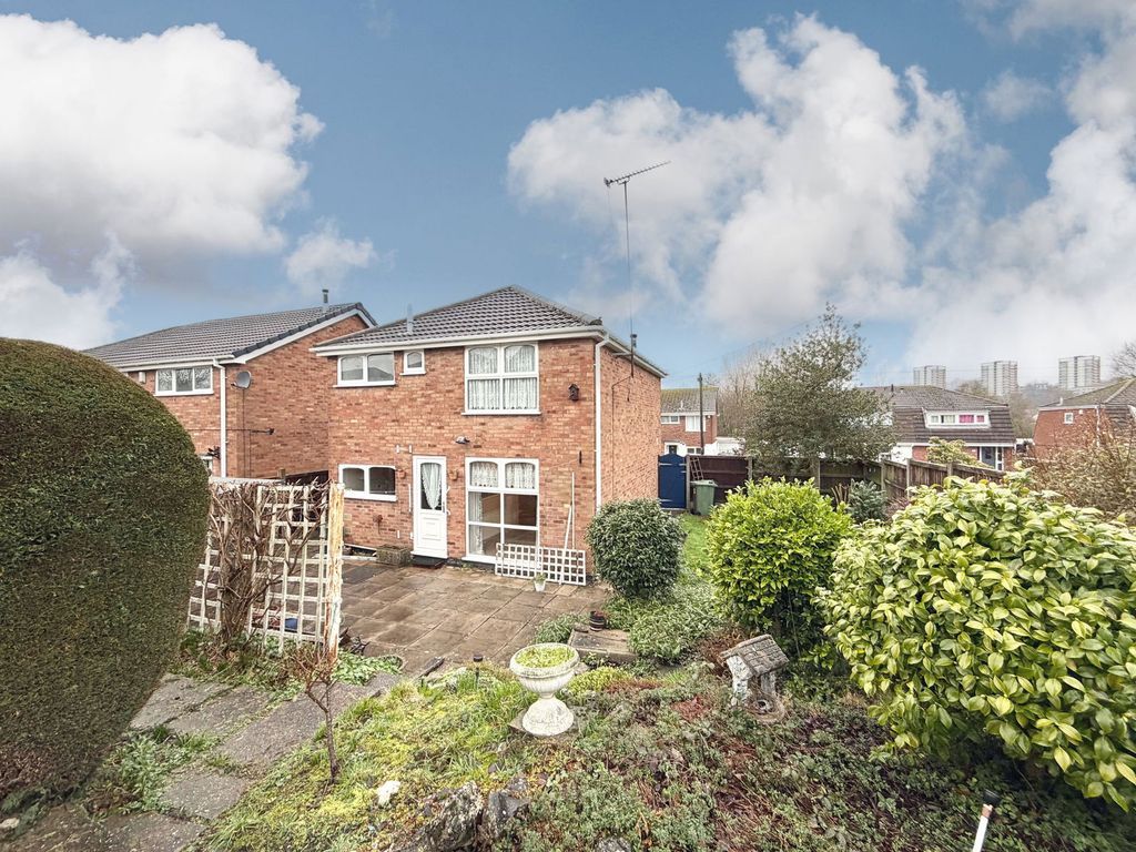 Property photo 2 of 18