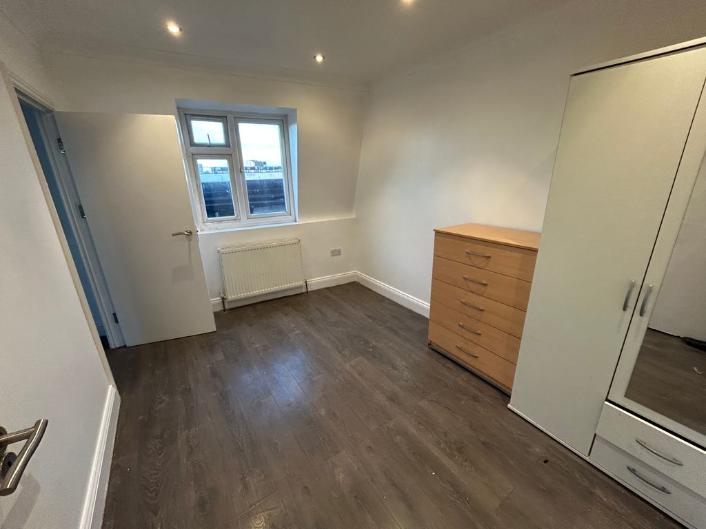 Property photo 1 of 5 Img_5534