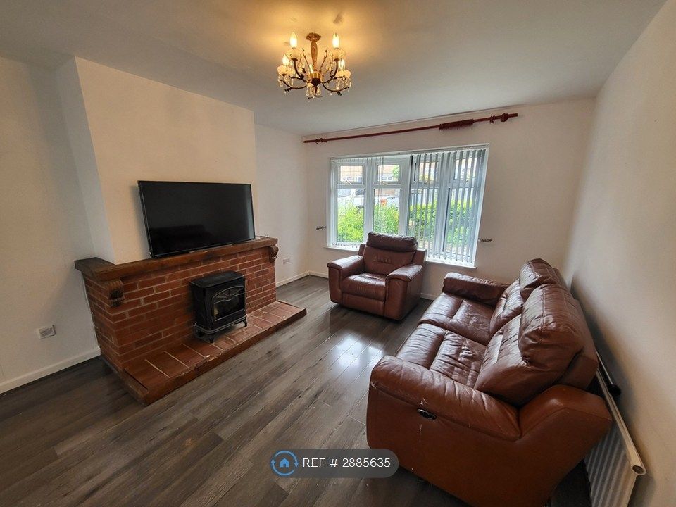 Property photo 2 of 24