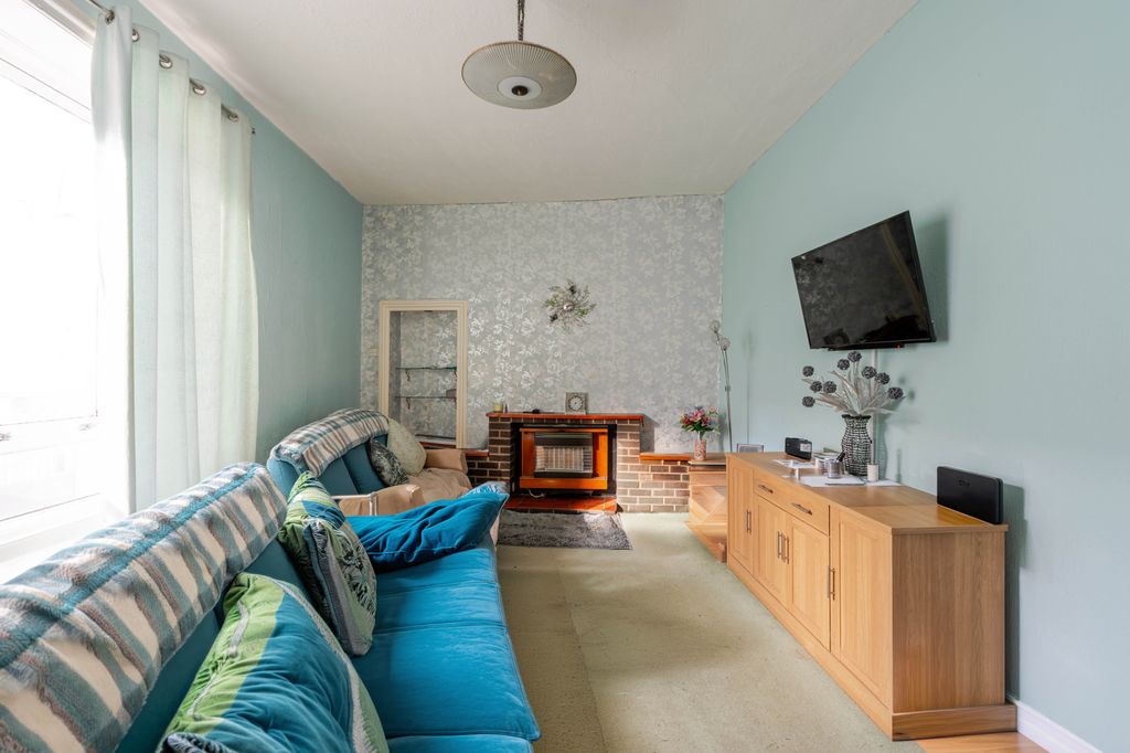 Property photo 3 of 19 Property Image 3