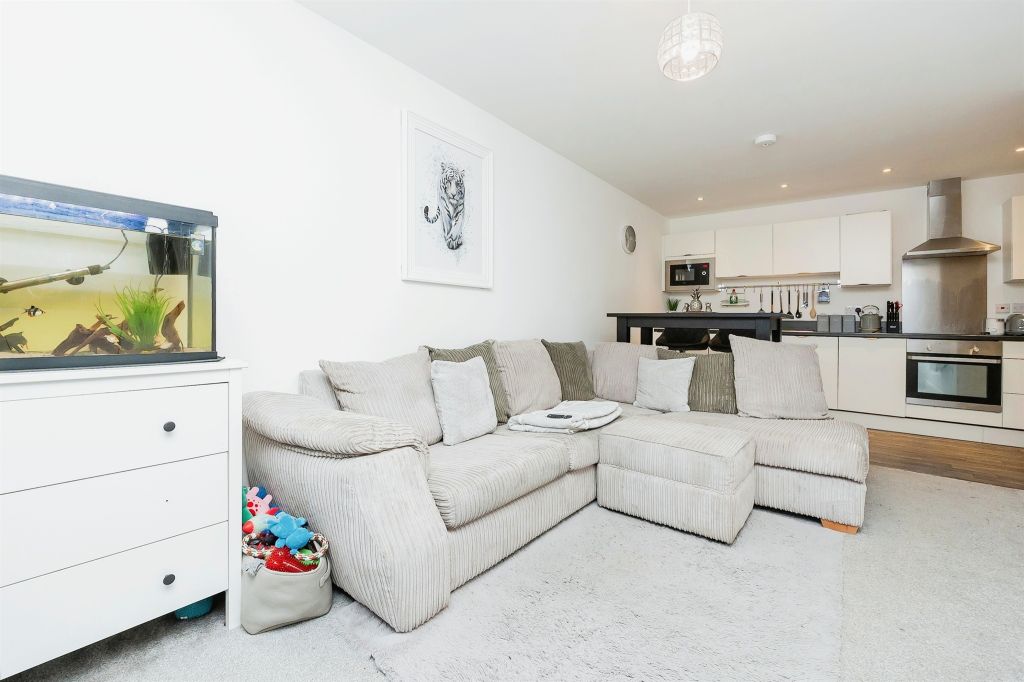 Property photo 3 of 15