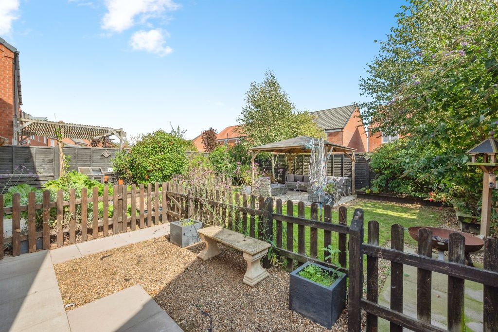 Property photo 3 of 17