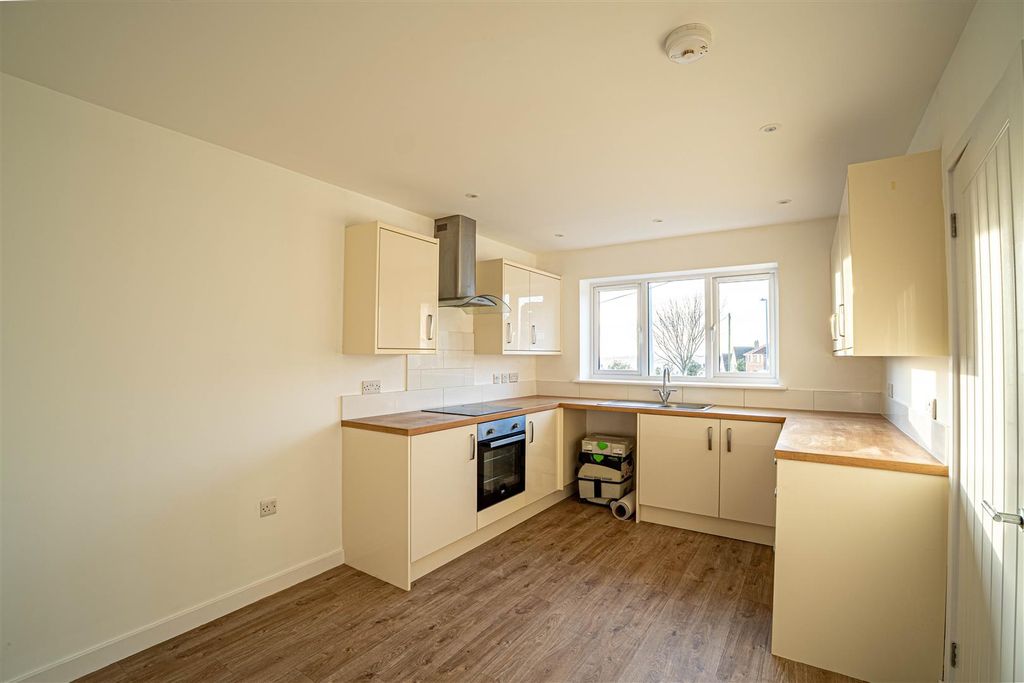 Property photo 2 of 21 Dsc05775-Hdr.Jpg