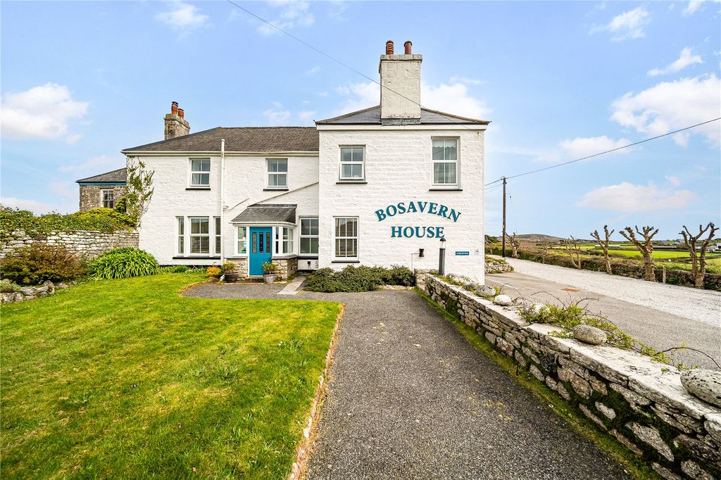 Property photo 2 of 21 Picture No. 13