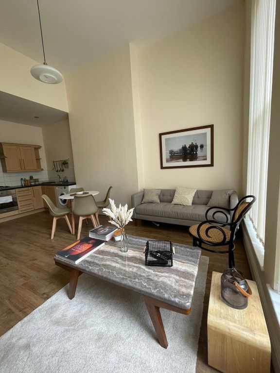 Property photo 3 of 12