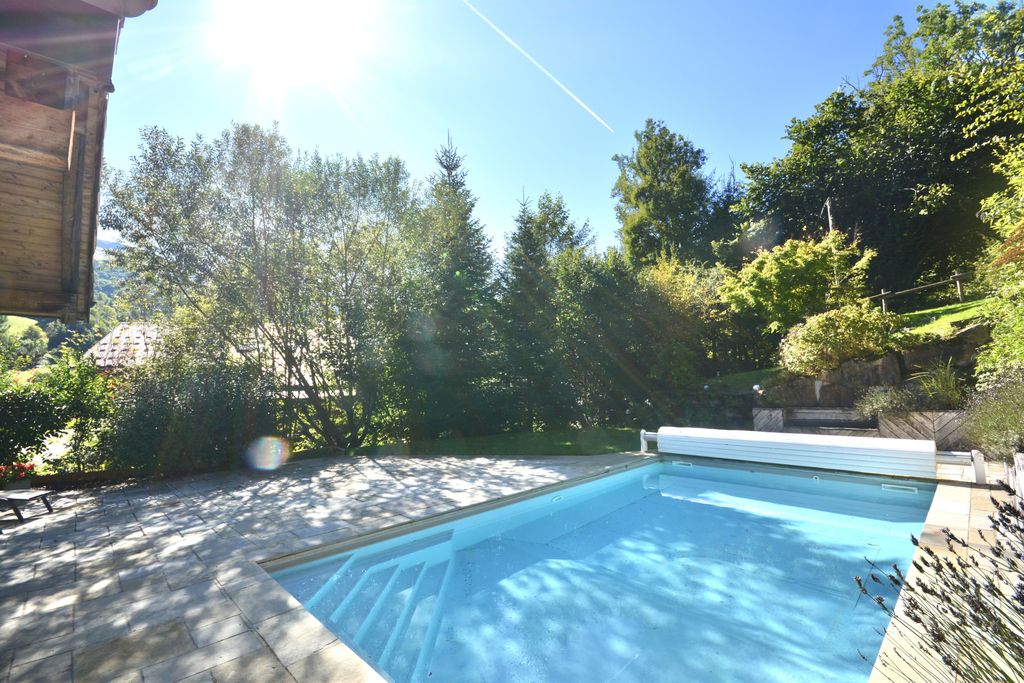 Property photo 3 of 18