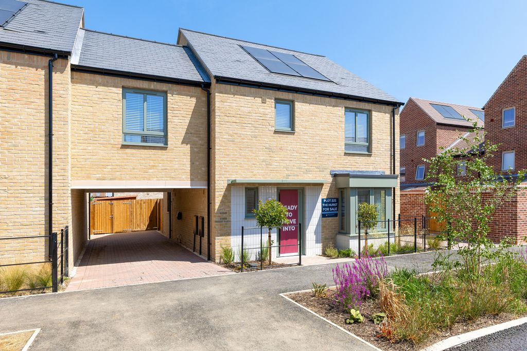 Property photo 1 of 9 Plot 221 External